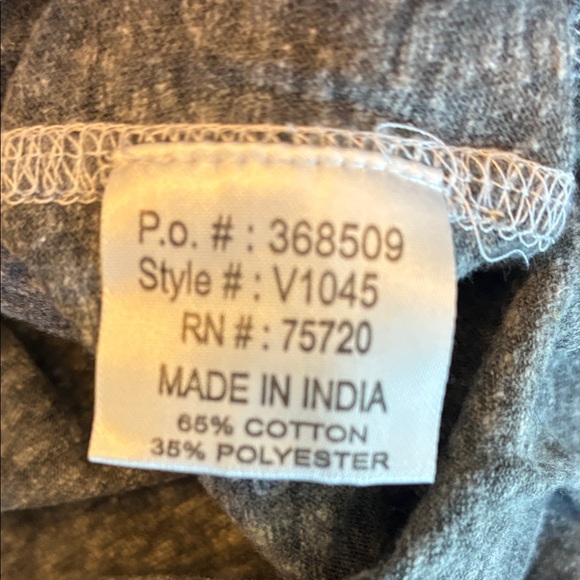 Men's Gray Long Sleeve Shirt - Picture 5 of 5